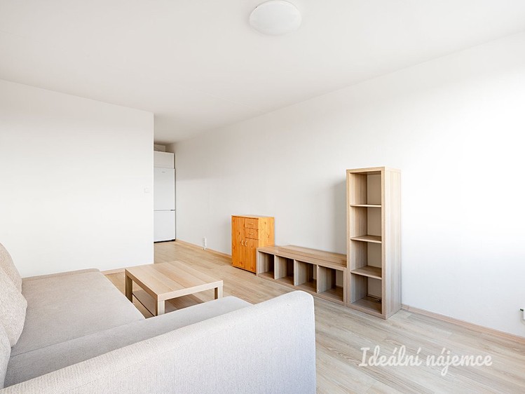 Pronájem bytu 2+kk 45 m² - foto 3