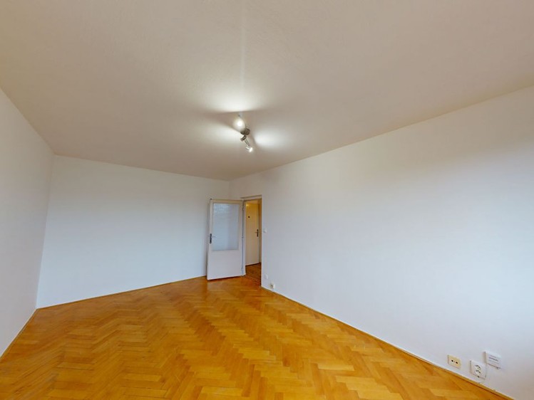 Pronájem bytu 2+1 55 m² - foto 8