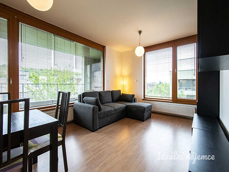 Pronájem bytu 3+kk 68 m² - foto 6