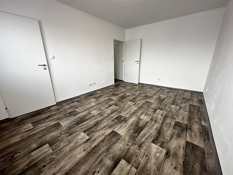 Pronájem bytu 1+1 26 m² - foto 4