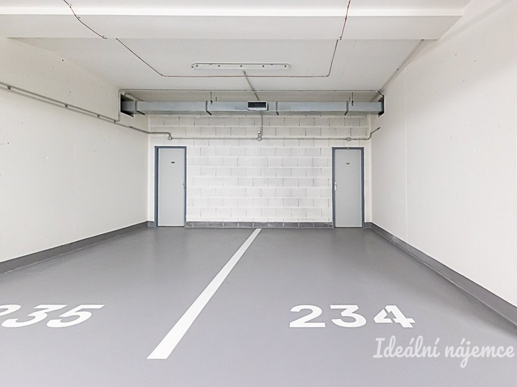 Pronájem bytu 2+kk 55 m² - foto 3