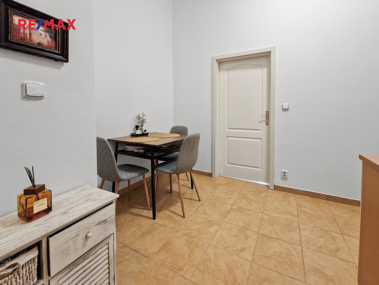 Pronájem bytu 2+kk 45 m² - foto 5