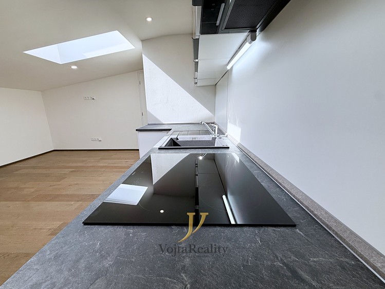 Pronájem bytu 3+kk 82 m² - foto 5