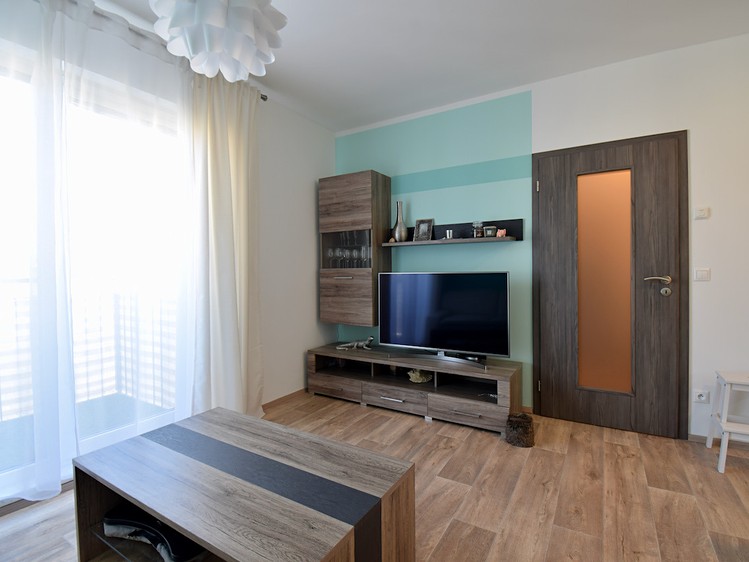 Pronájem bytu 2+kk 44 m² - foto 4