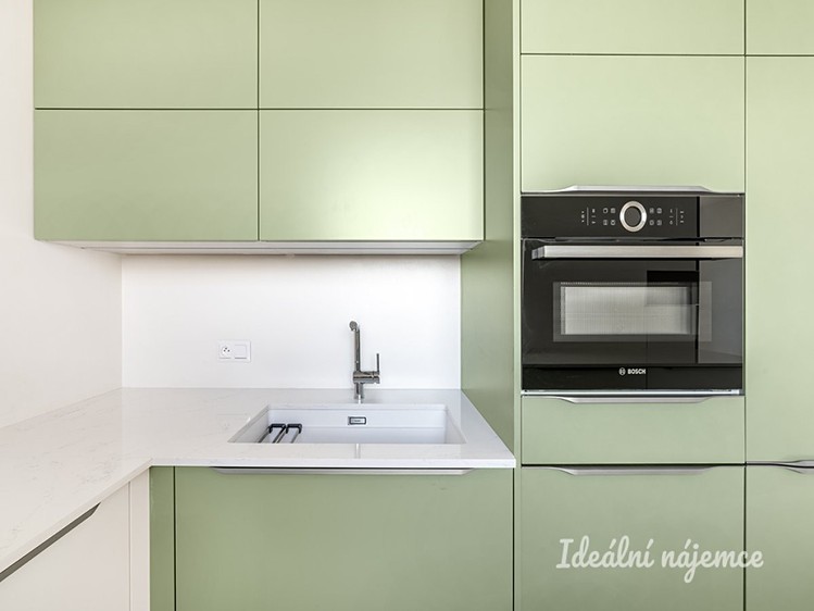 Pronájem bytu 4+kk 115 m² - foto 6