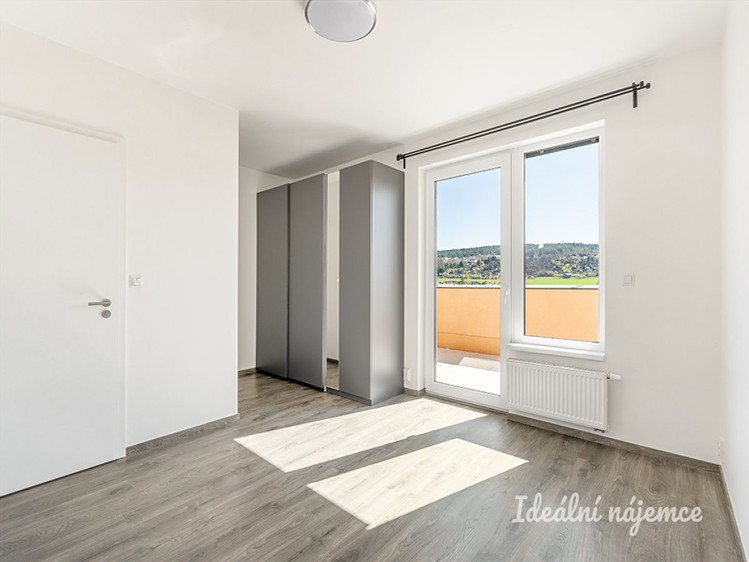 Pronájem bytu 4+kk 115 m² - foto 7