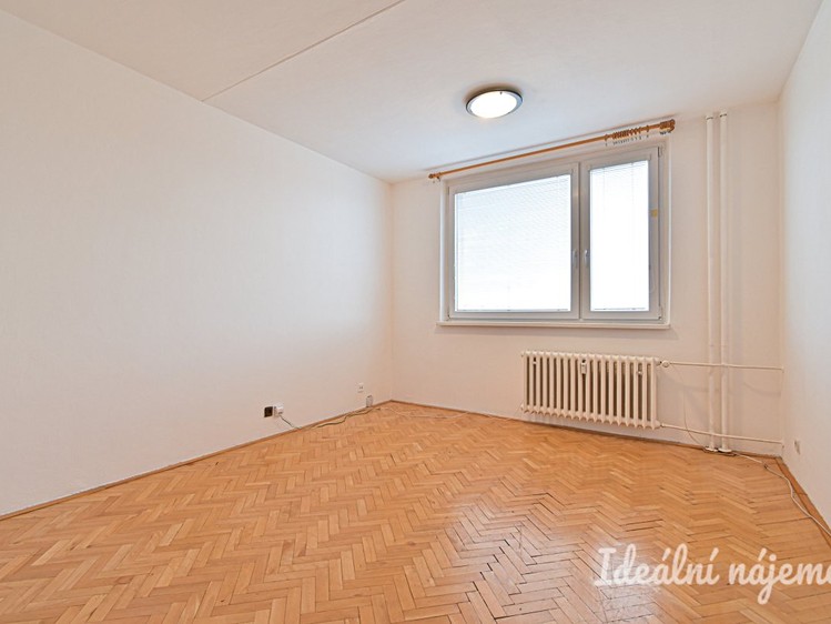 Pronájem bytu 1+1 32 m² - foto 3