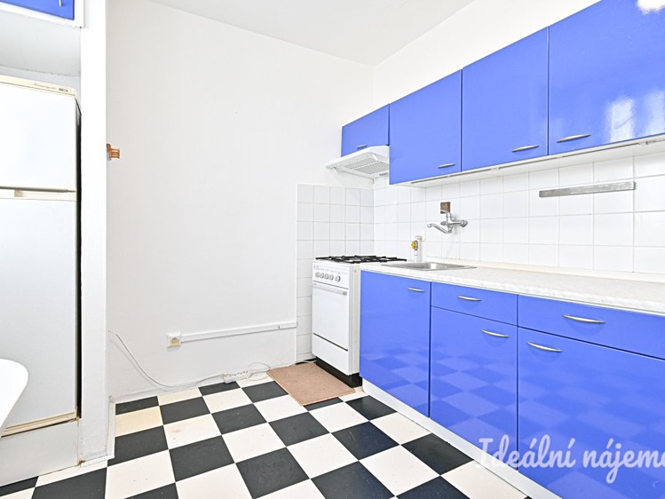 Pronájem bytu 1+1 32 m² - foto 1