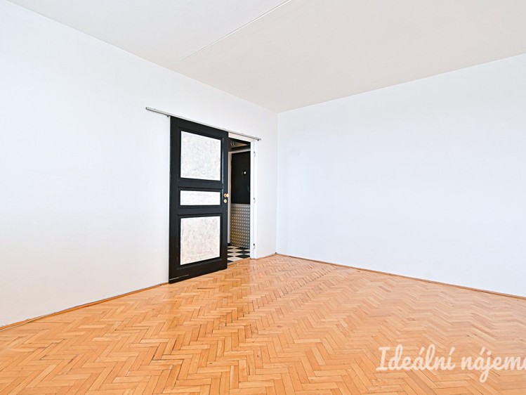 Pronájem bytu 1+1 32 m² - foto 2