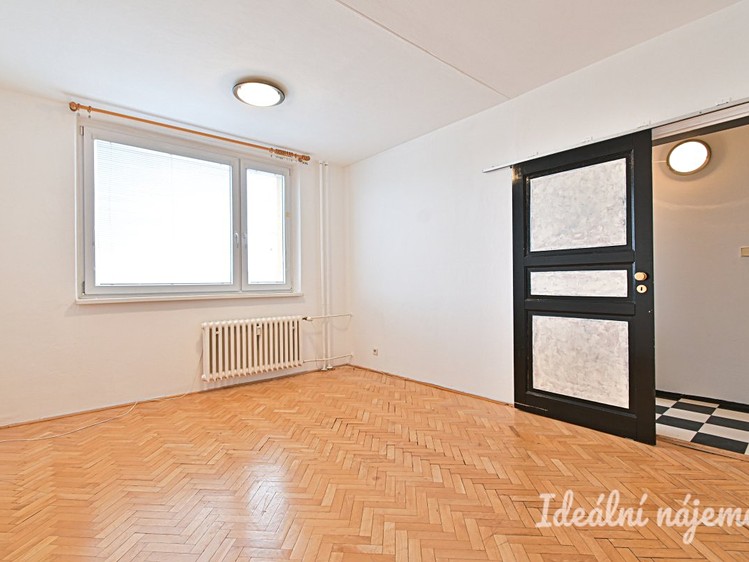 Pronájem bytu 1+1 32 m² - foto 7