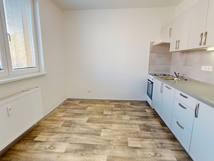 Pronájem bytu 2+1 58 m² (Jednopodlažní) - foto 2