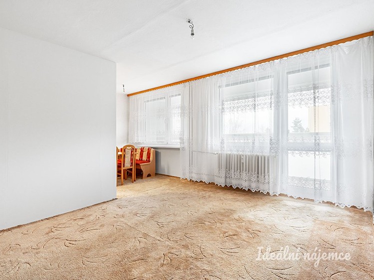 Pronájem bytu 3+1 73 m² - foto 1