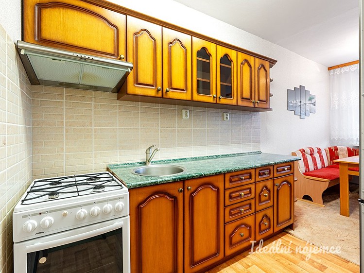 Pronájem bytu 3+1 73 m² - foto 5