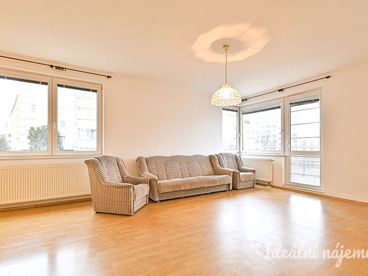 Pronájem bytu 2+kk 63 m² - foto 3