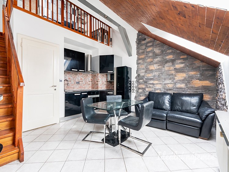 Pronájem bytu 2+kk 55 m² - foto 1