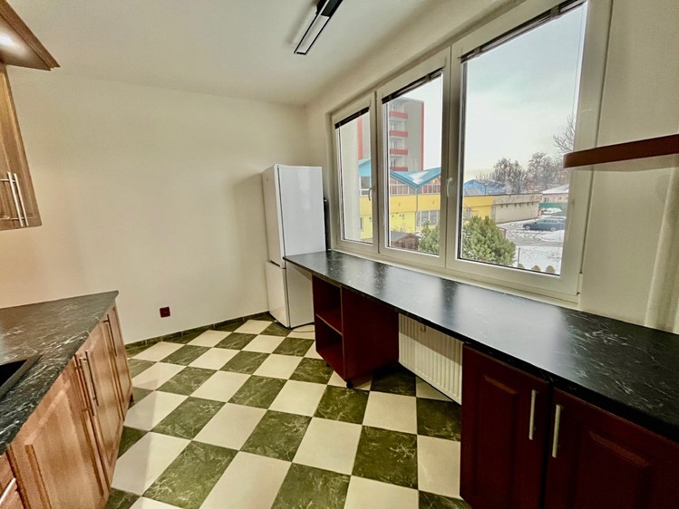 Pronájem bytu 2+1 59 m² - foto 3