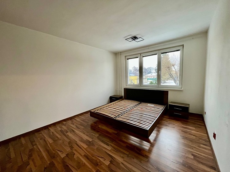 Pronájem bytu 2+1 59 m² - foto 4