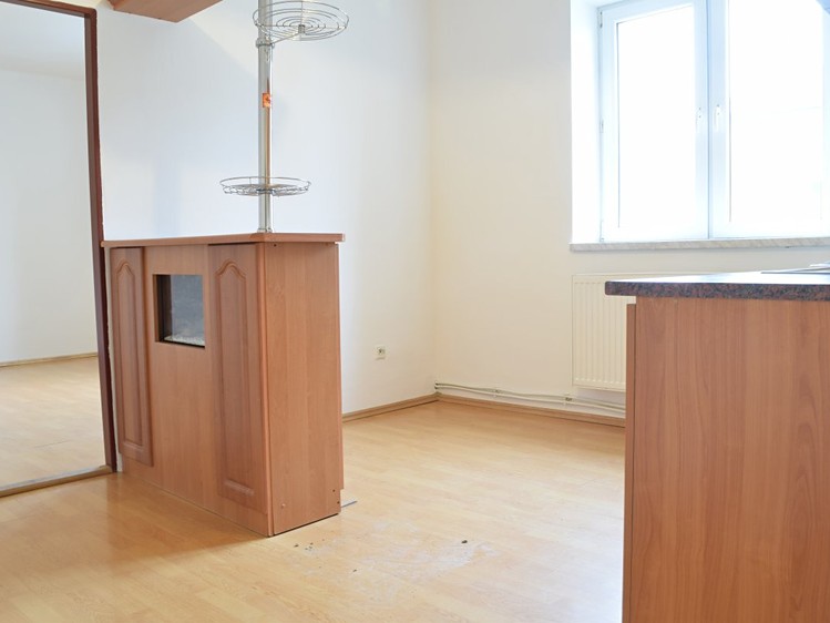 Pronájem bytu 2+kk 42 m² - foto 3