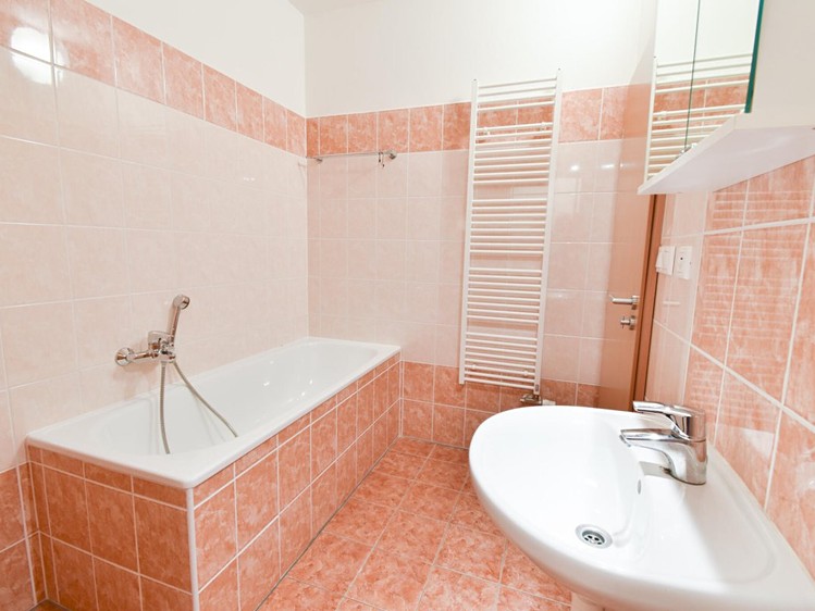 Pronájem bytu 2+kk 56 m² - foto 6