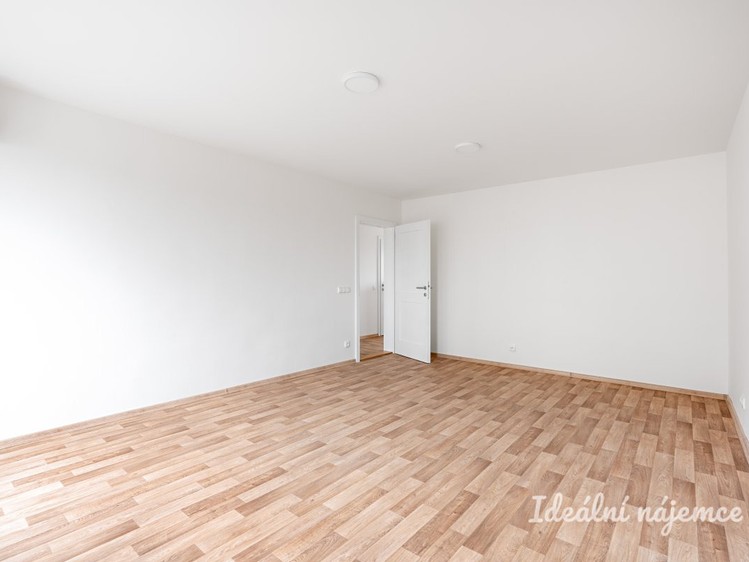 Pronájem bytu 3+kk 86 m² - foto 8
