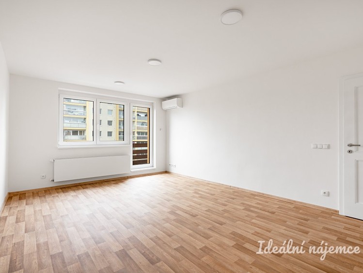 Pronájem bytu 3+kk 86 m² - foto 7