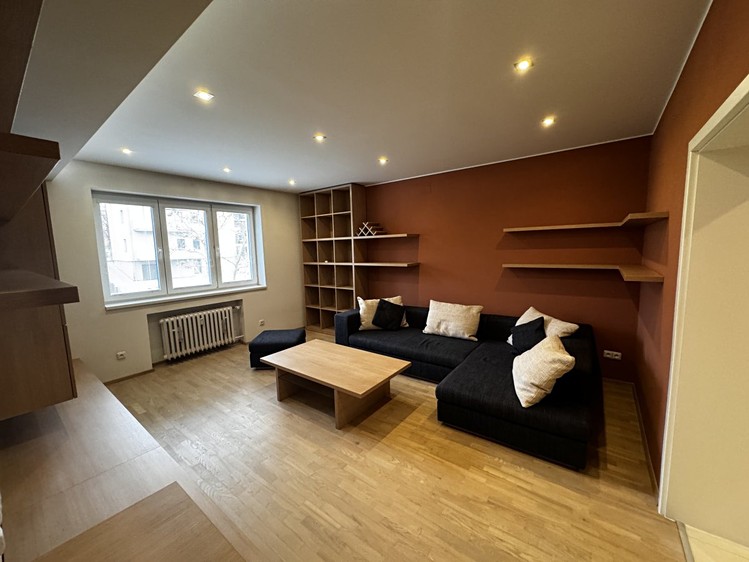 Pronájem bytu 2+1 60 m² - foto 4