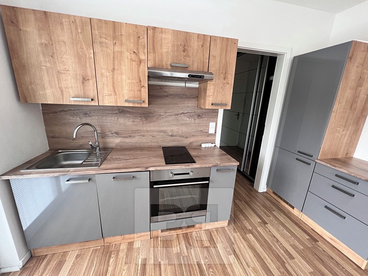 Pronájem bytu 1+kk 25 m² - foto 3