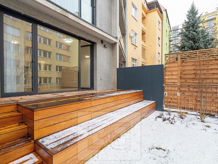 Pronájem bytu 1+kk 43 m² - foto 7