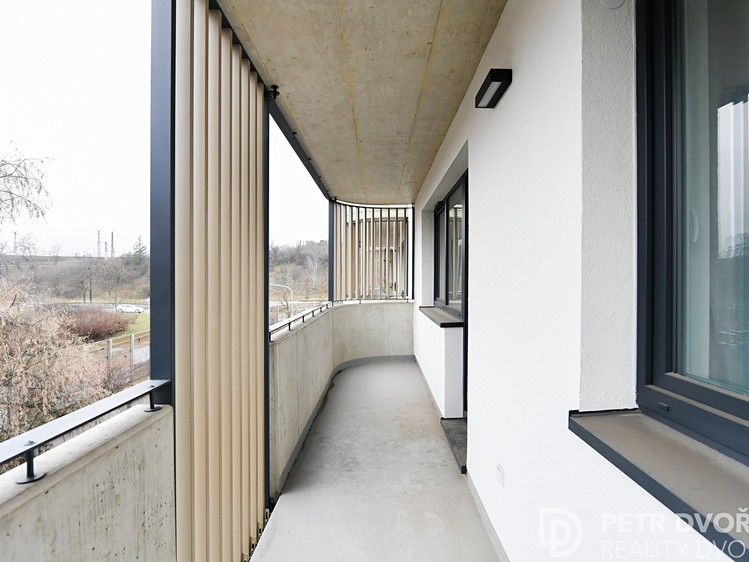 Pronájem bytu 2+kk 55 m² - foto 2