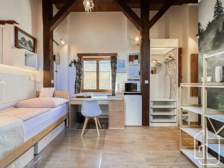Pronájem bytu 2+kk 45 m² - foto 1
