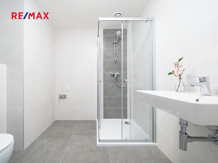 Pronájem bytu 1+kk 32 m² - foto 5