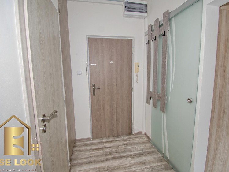 Pronájem bytu 1+1 40 m² - foto 5