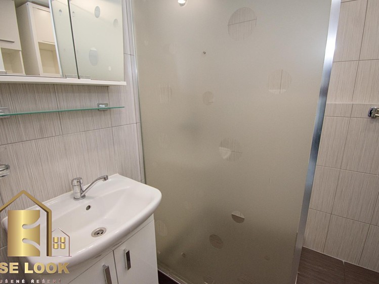 Pronájem bytu 1+1 40 m² - foto 6