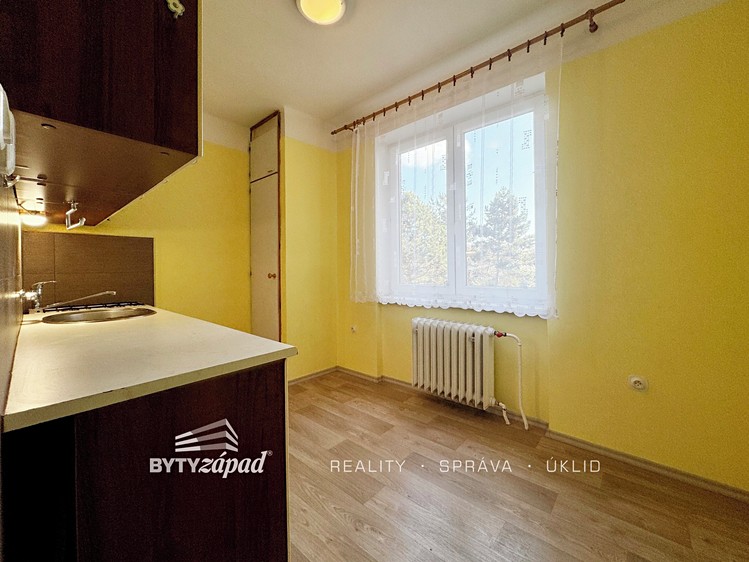 Pronájem bytu 2+1 71 m² - foto 3