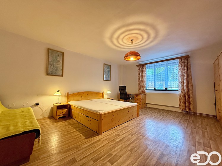 Pronájem bytu 2+1 100 m² - foto 4