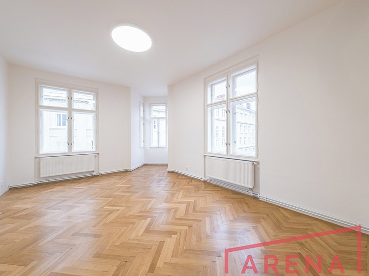 Pronájem bytu 4+1 167 m² - foto 4