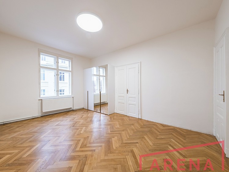 Pronájem bytu 4+1 167 m² - foto 5