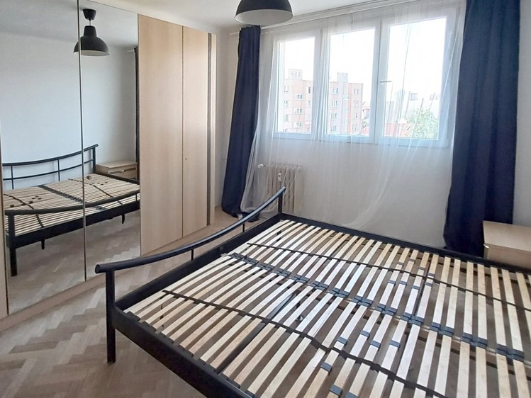 Pronájem bytu 3+1 68 m² - foto 7