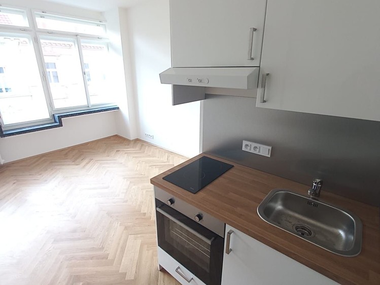 Pronájem bytu 1+kk 26 m² - foto 2