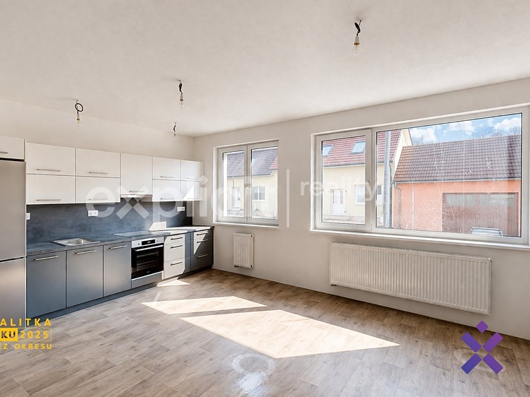 Pronájem bytu 2+kk 57 m² - foto 1