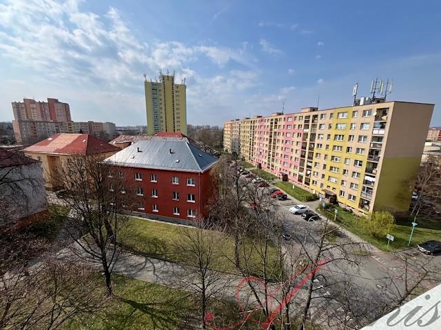 Pronájem bytu 3+1 80 m² - foto 4