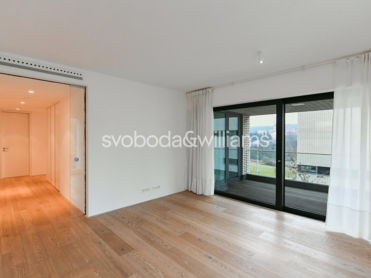 Pronájem bytu 4+kk 102 m² - foto 4