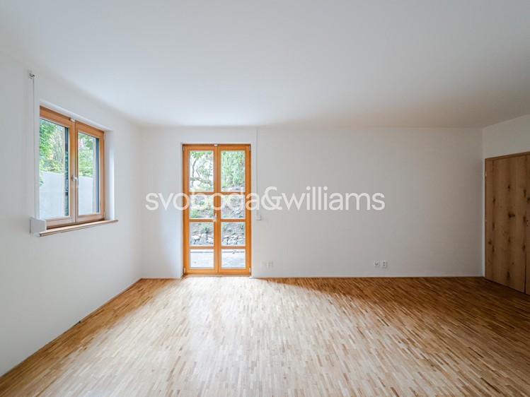 Pronájem bytu 4+1 192 m² - foto 7