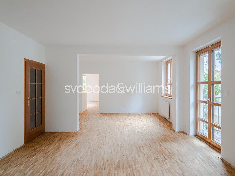 Pronájem bytu 4+1 192 m² - foto 6