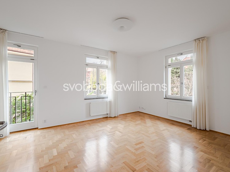 Pronájem bytu 5+kk 130 m² - foto 3