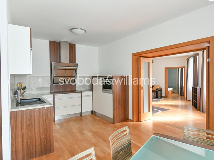 Pronájem bytu 2+1 85 m² - foto 3