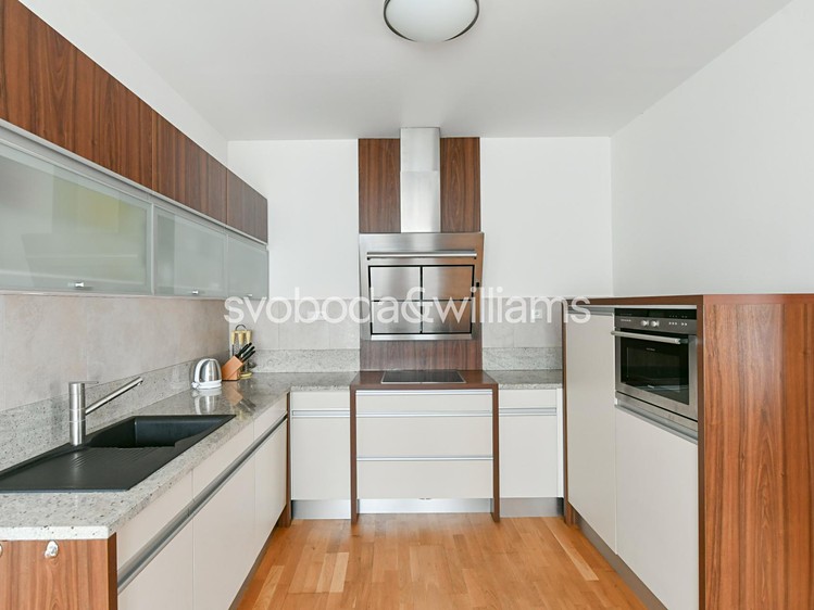 Pronájem bytu 2+1 85 m² - foto 6