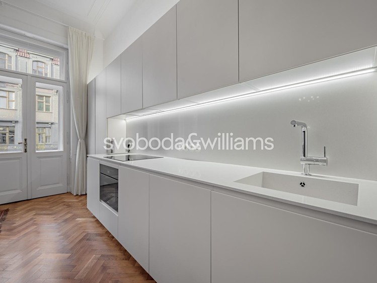 Pronájem bytu 3+1 118 m² - foto 5