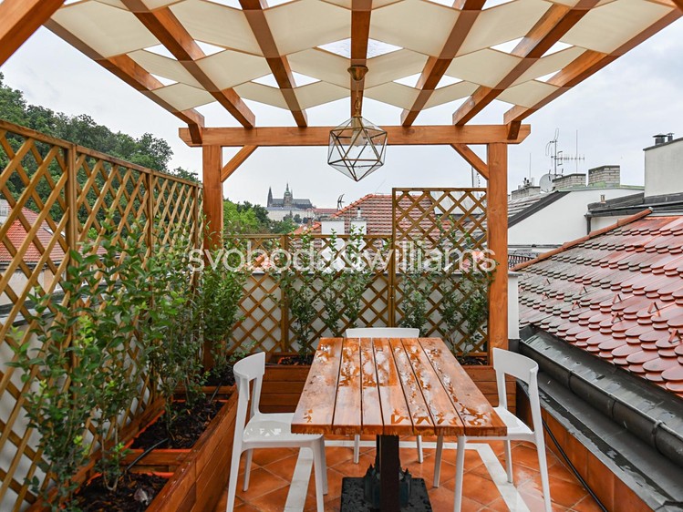 Pronájem bytu 5+1 251 m² - foto 5