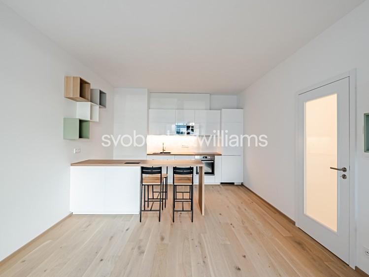 Pronájem bytu 2+kk 58 m² - foto 3